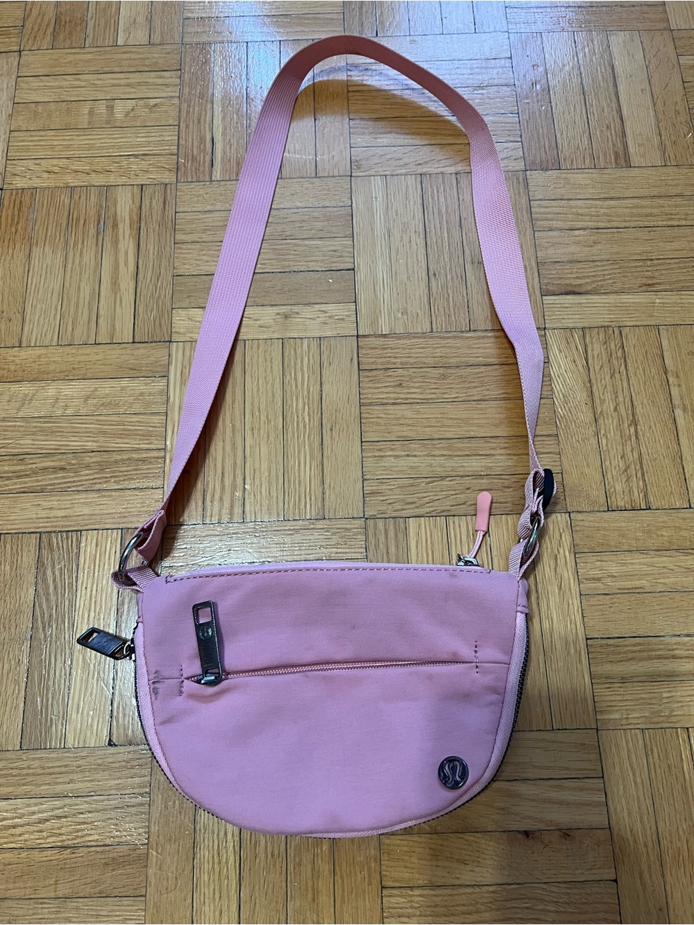 Lululemon festival bag